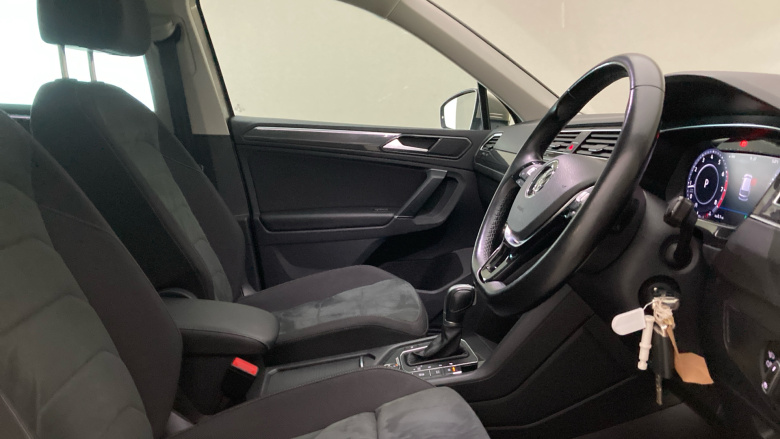 Volkswagen Tiguan 2.0 TSi 180 4Motion SEL 5dr DSG Petrol Estate